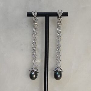 Elegant Silver and Black Pearl Drop Earrings